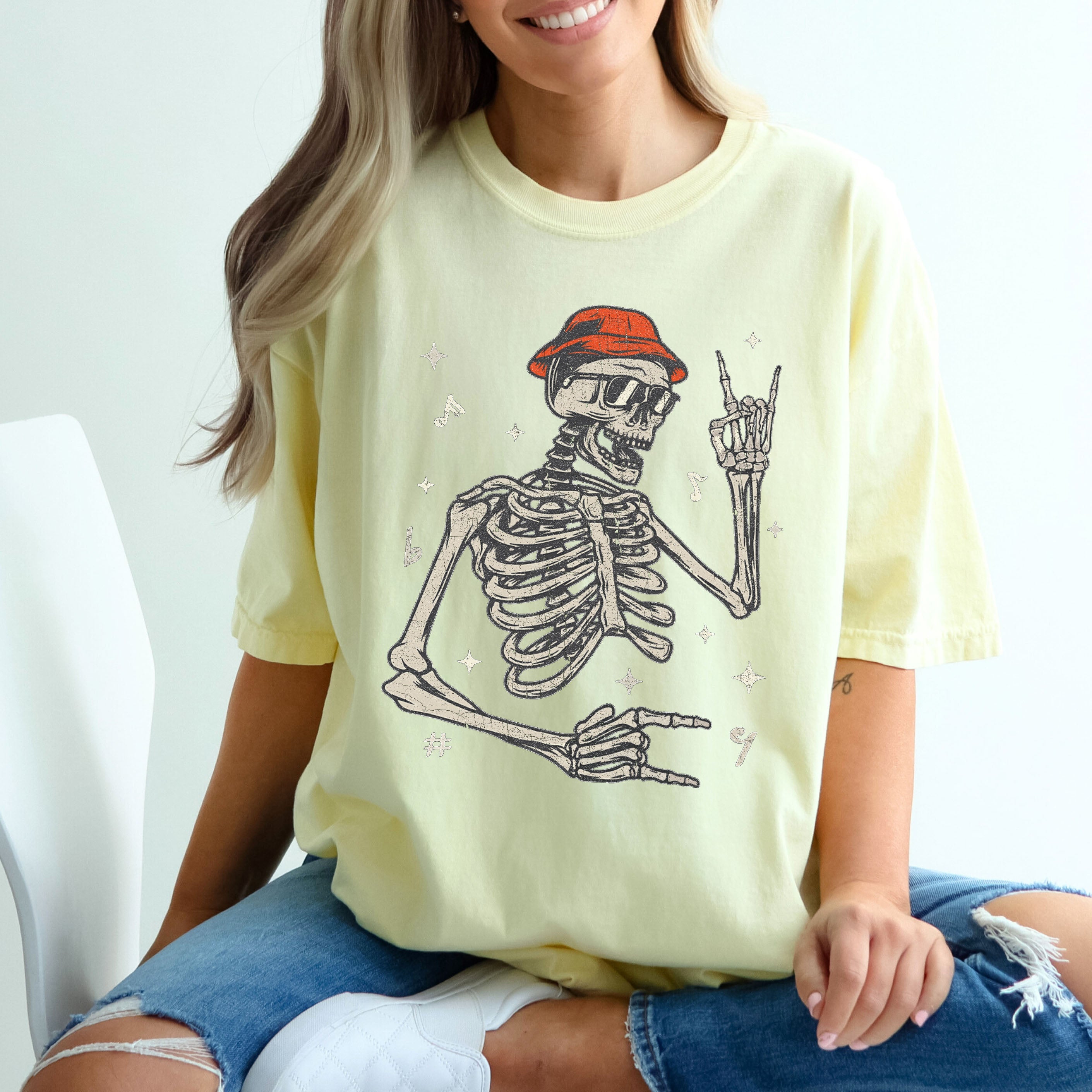 Rocker Skeleton, Punk, Music Concert, Retro, Aesthetic, Vintage, Comfort Colors Tshirt
