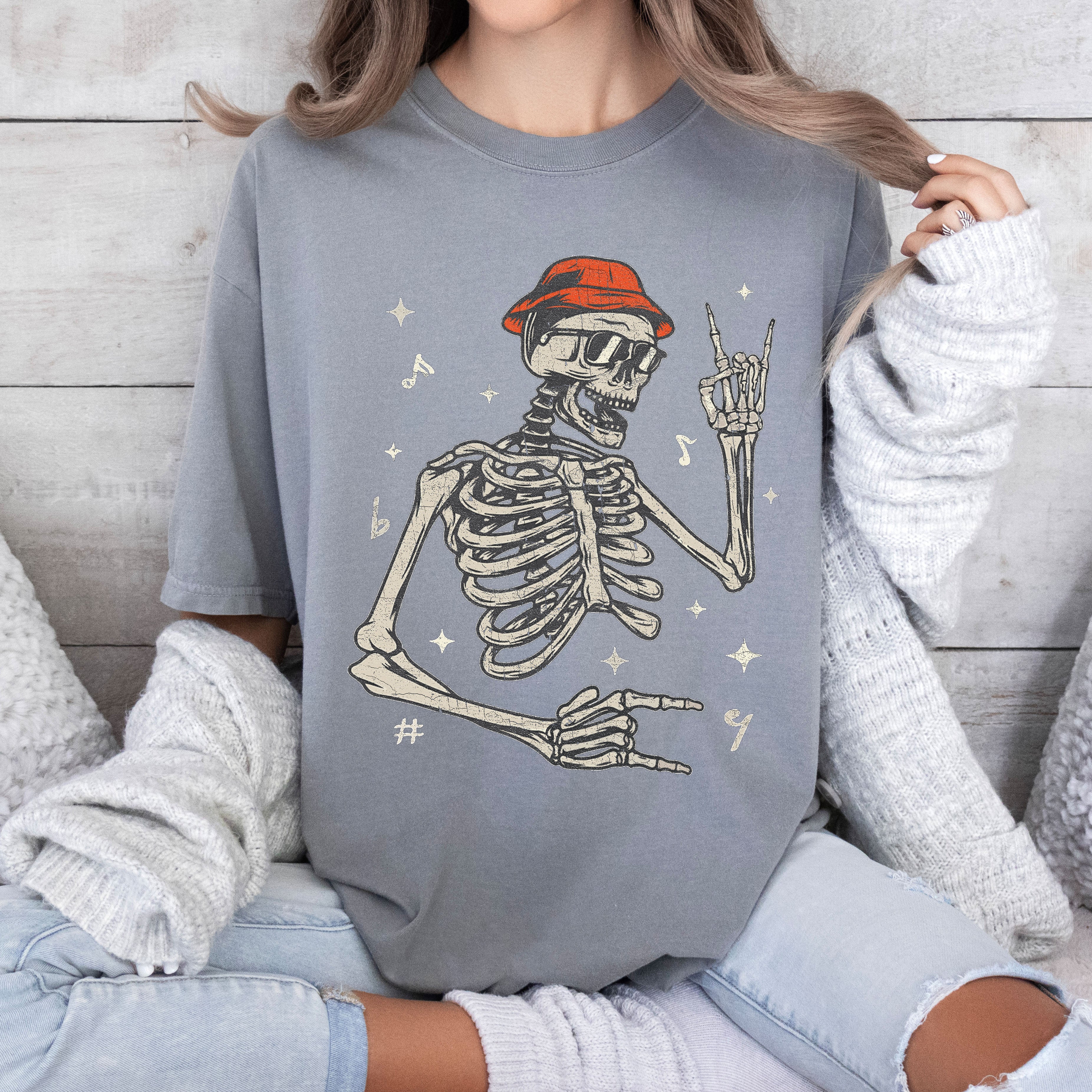 Rocker Skeleton, Punk, Music Concert, Retro, Aesthetic, Vintage, Comfort Colors Tshirt