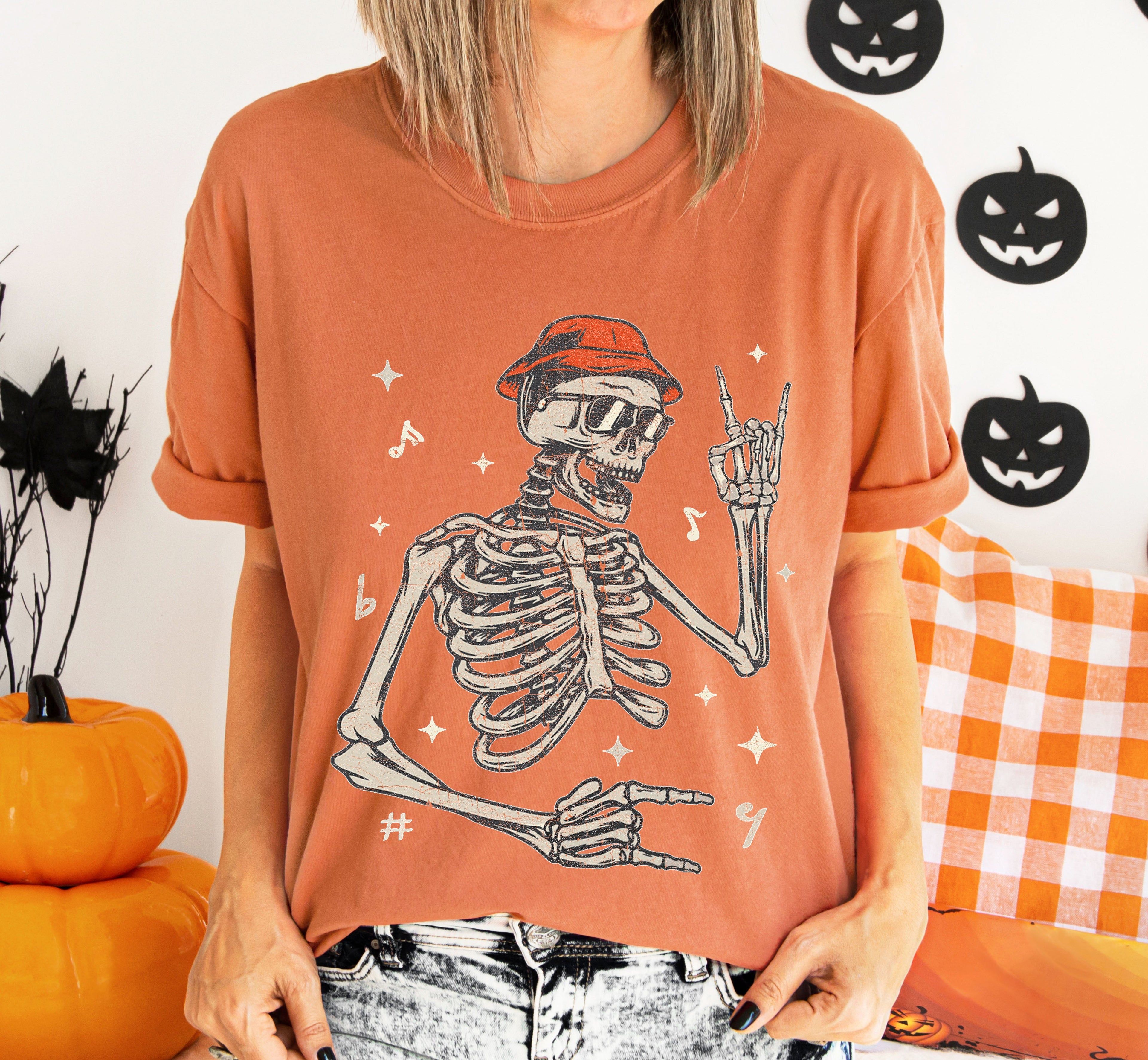 Rocker Skeleton, Punk, Music Concert, Retro, Aesthetic, Vintage, Comfort Colors Tshirt